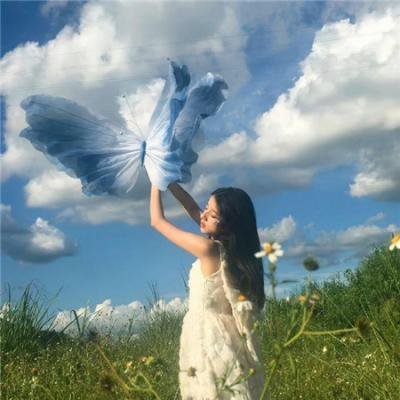 头部网红被曝离婚传闻疯传，三天三夜颁奖礼红毯画面流出